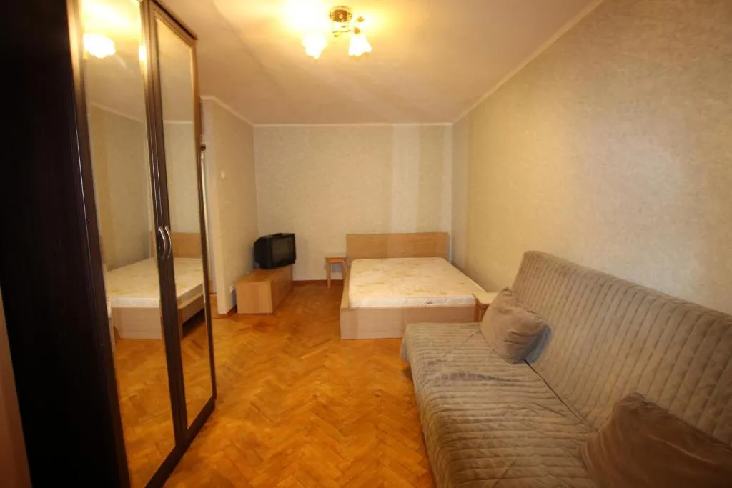 Khersonskaya 14, Novye Cheremushki+Sevastopolskaya, Moscow, Russia