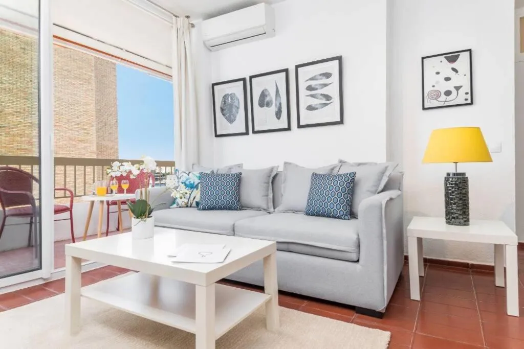 Apartamento con vistas al mar en La Malagueta, Malaga, Spain