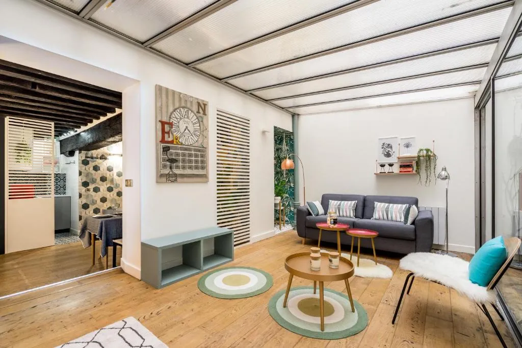 CMG Marais - Turenne II, Paris, France
