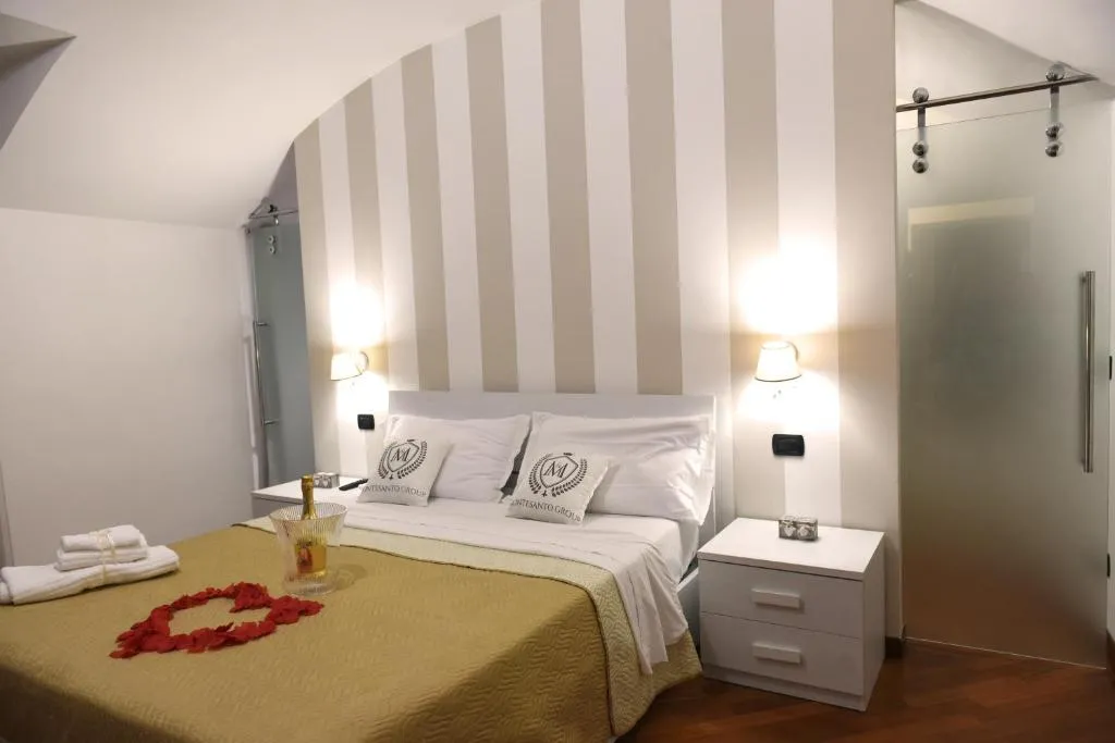 Montesantogroup Sorrento Room, Arzano, Italy