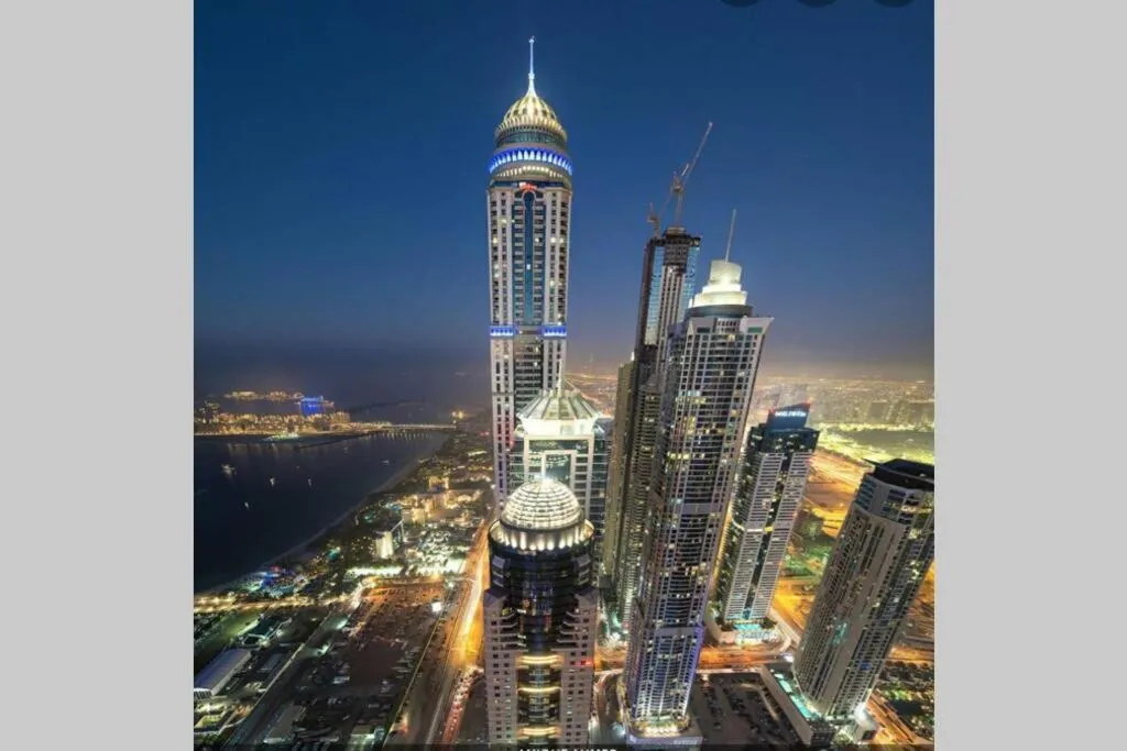 2 Bedroom Sea view Apartment princess marina ! WALK TO BEACH, Dubai, Emiratele Arabe Unite