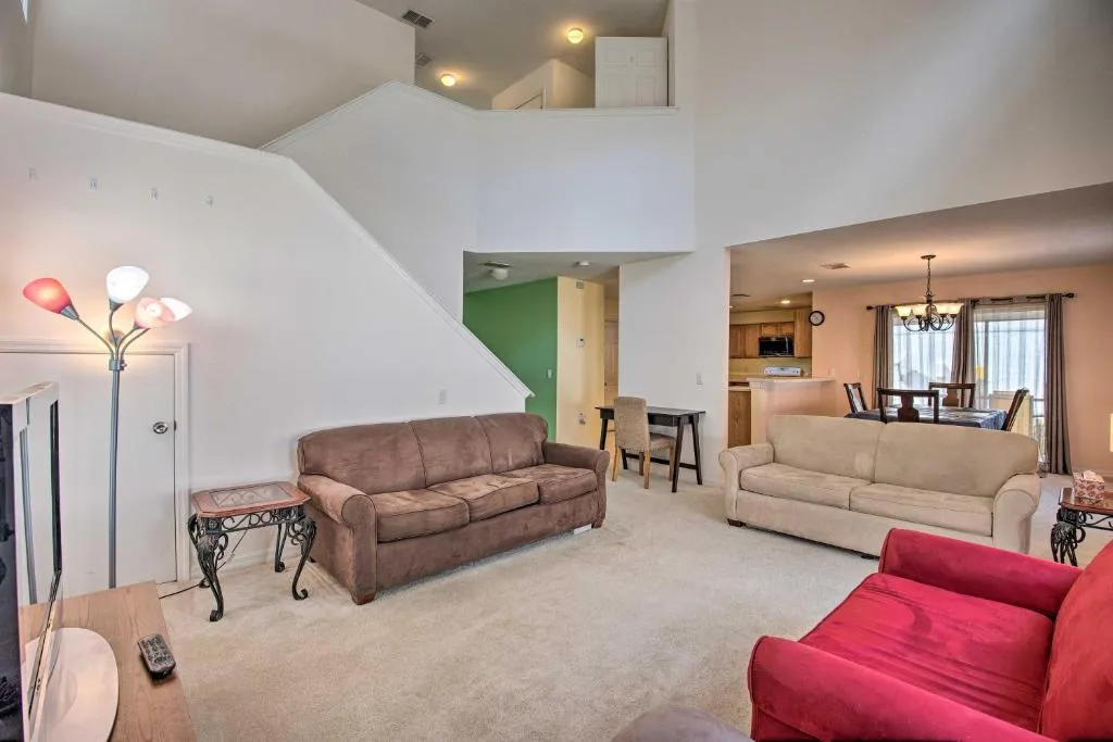 Family Getaway with Screened Pool, 11 Mi to WDW!, Davenport, Statele Unite ale Americii