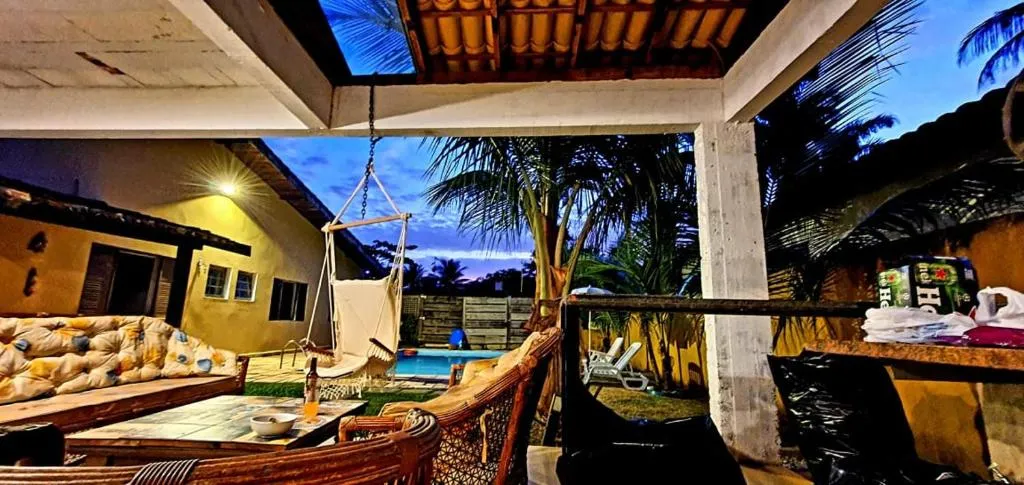 CASA COM PISCINA, SINUCA EM CONDOMÍNIO DO GUARUJÁ, Sao Paulo, Brazil