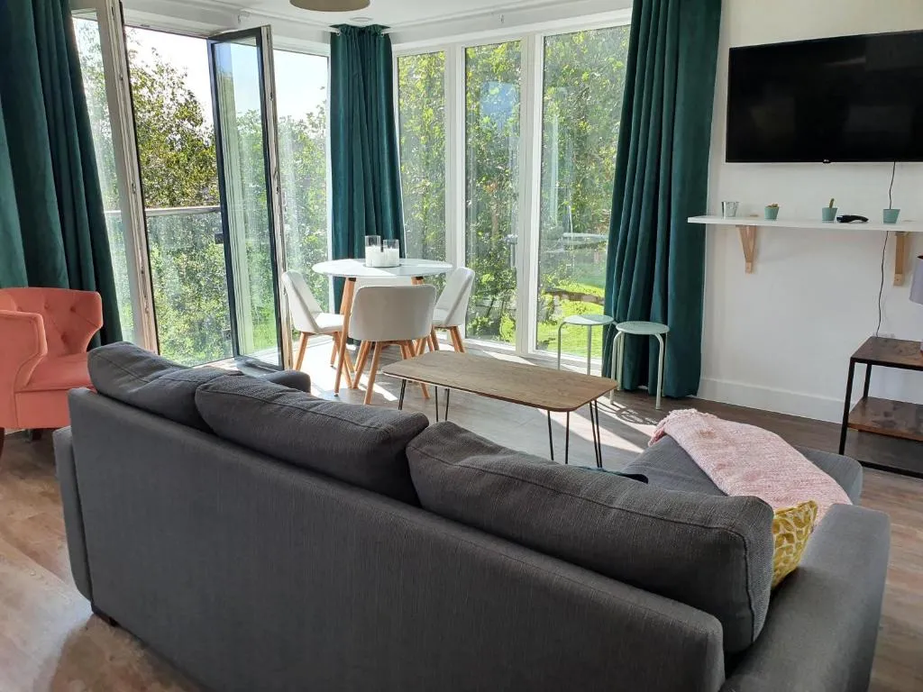 Cooperage Court by Cliftonvalley Apartments, Bristol, United Kingdom