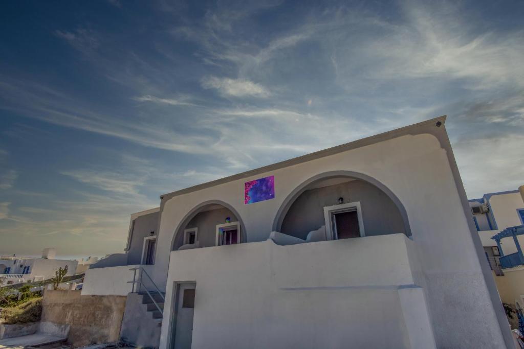 N RENIERIS Apartments Firostefani photo 3