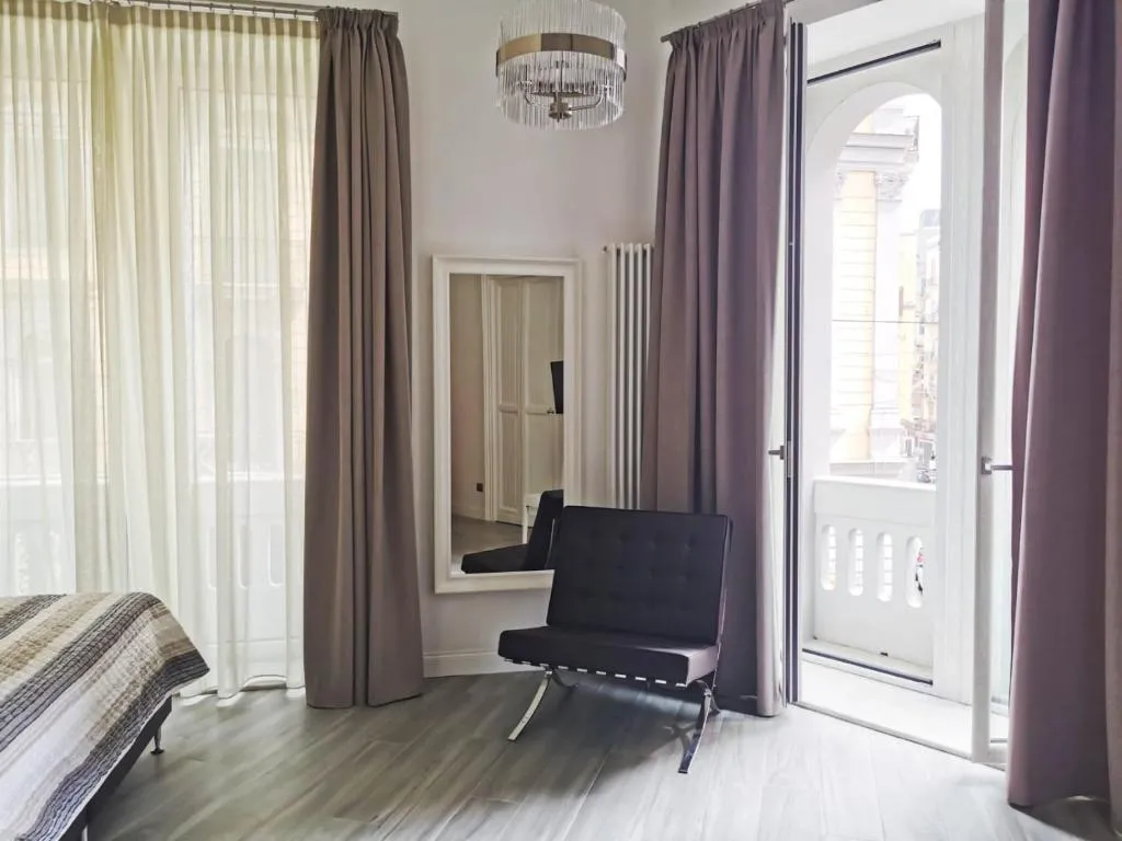 Duomo Platinum Apartments, Napoli, Italia