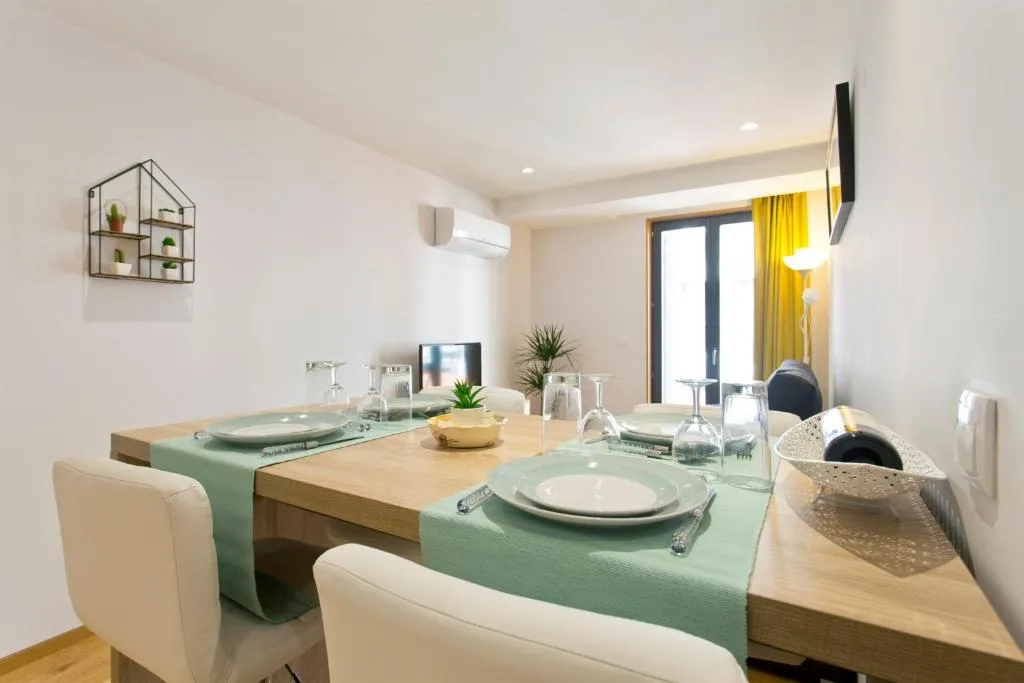 Apartment with one bedroom in Porto with WiFi 7 km from the beach, Porto, Portugal