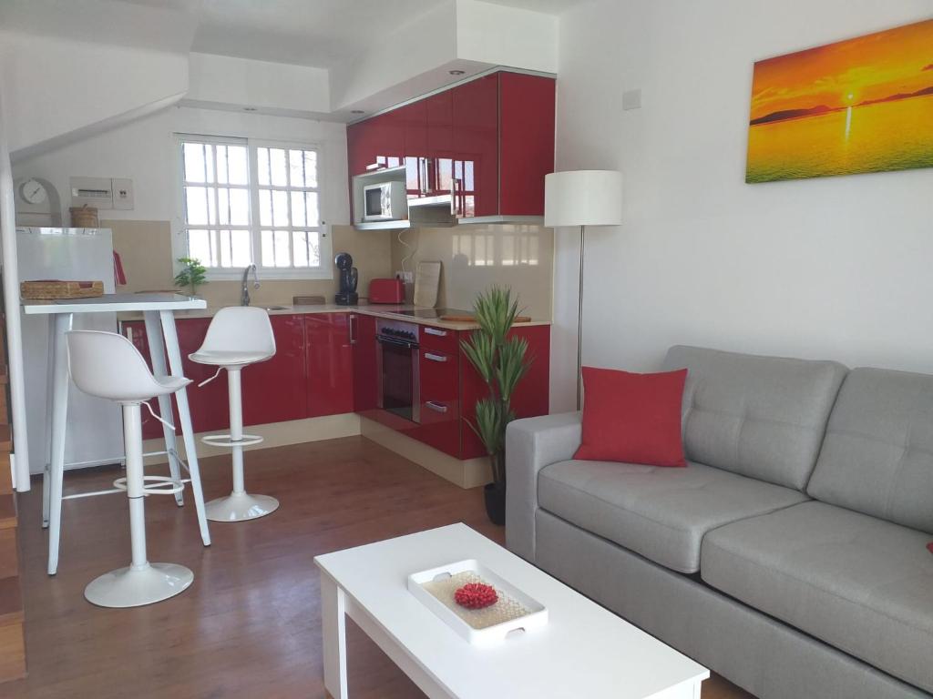 Apartment duplex -The Sunny Hut - Las Marinas - swimming pool - Wifi - AC 13
