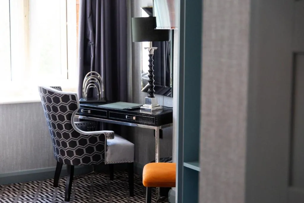 Phoenix Hotel Liverpool, Bayberry (NY), United Kingdom