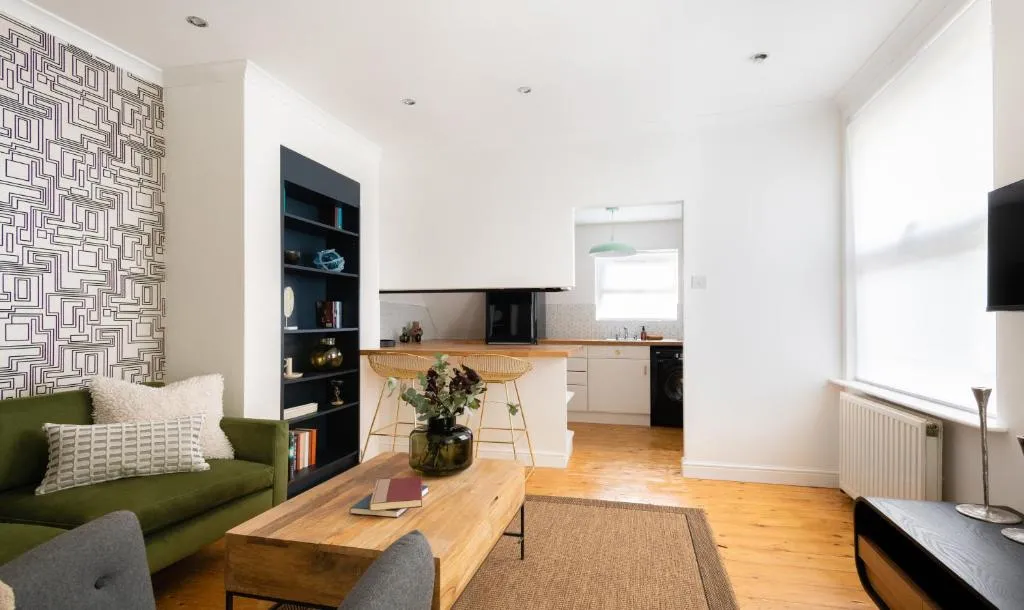 The Leyton Midland Escape - Modern 2BDR Flat with Garden, London, United Kingdom