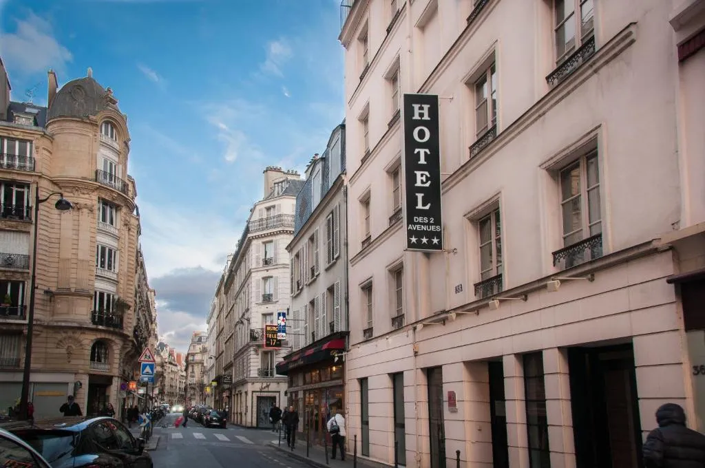 Hôtel des Deux Avenues, Paris, Franţa