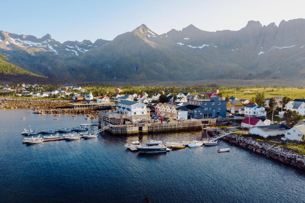 Mefjord Brygge*