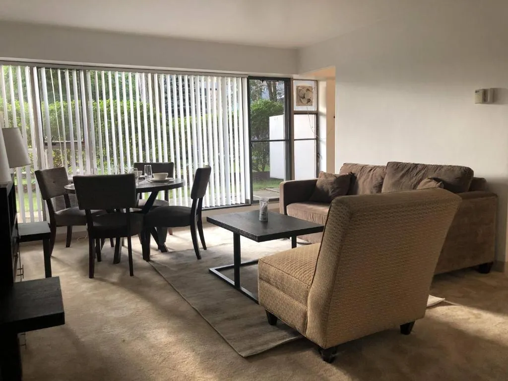 Educational District Boston 30 Day stays, Cambourne, United States