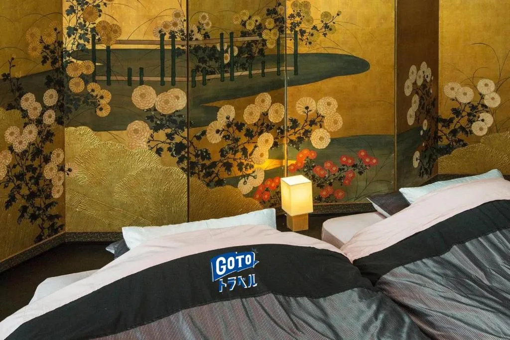 京都二条城近く京町屋120年の歴史に泊まる, Kyoto, Japan