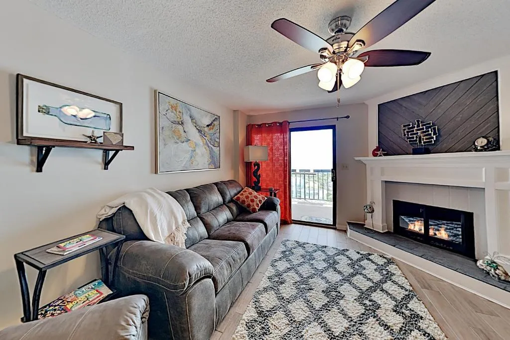 Sea Mark Tower Getaway with Ocean Views & Pool condo, Myrtle Beach, Statele Unite ale Americii