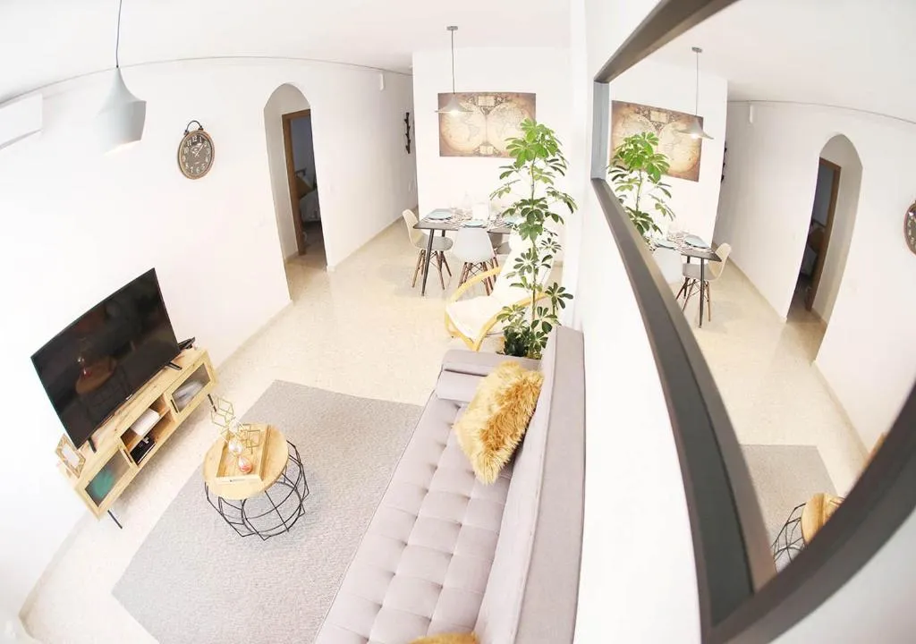 APARTAMENTO ALEXA FREE PARKING, Malaga, Spain
