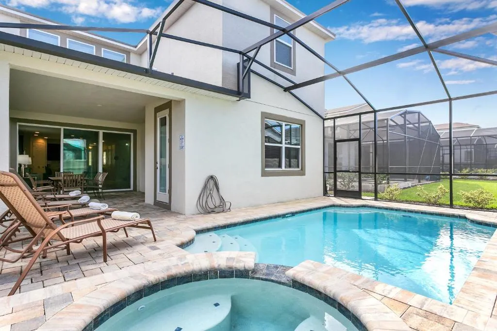 7BR Mansion - Family Resort - Private Pool, Hot Tub, BBQ!, Kissimmee, United States