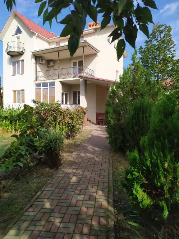 Дом трёхэтажный неподалёку от моря, Kryzhanivka, Ukraine