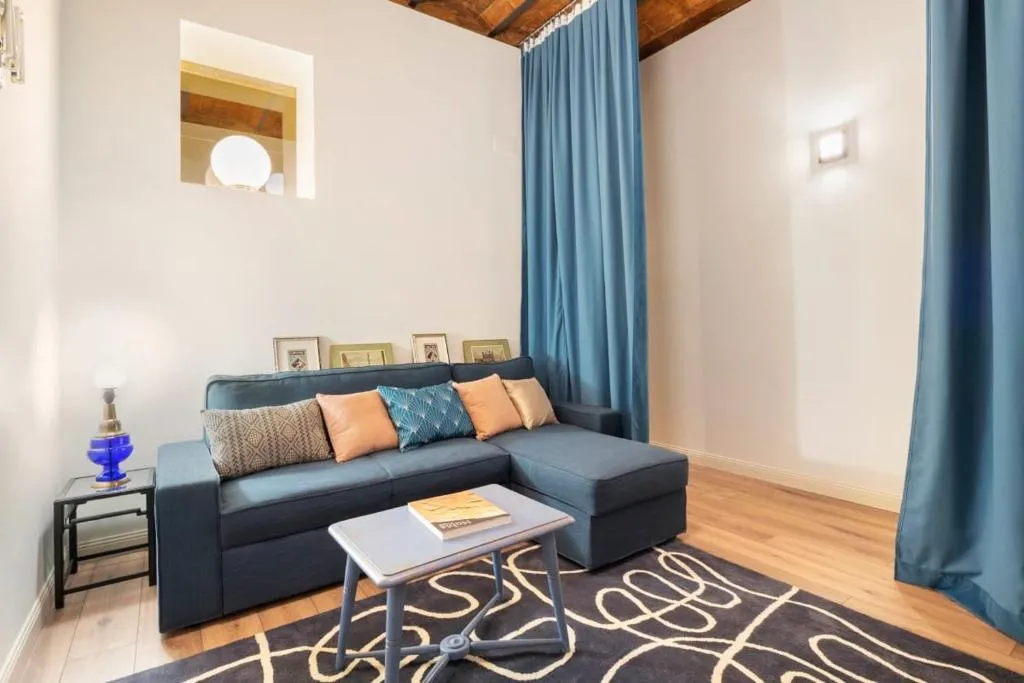 Modern & Beautiful 3 Bedroom Apt with Terrace in Barcelona, Barcelona, Spain