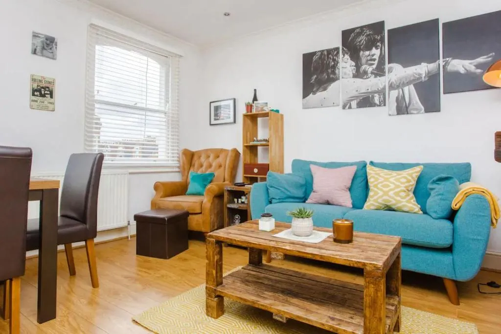Light and Airy 1 Bedroom Flat in Stoke Newington, Londra, Marea Britanie