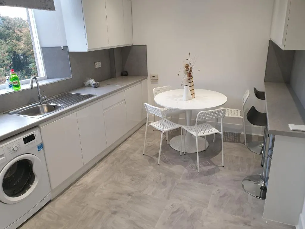 UNIQUE APARTMENT SERVICES, Aberdeen, United Kingdom