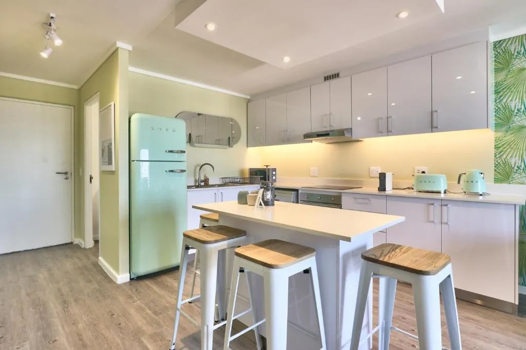 Upmarket Apartment with Spectacular Views 804 Castle Rock, Cape Town, South Africa