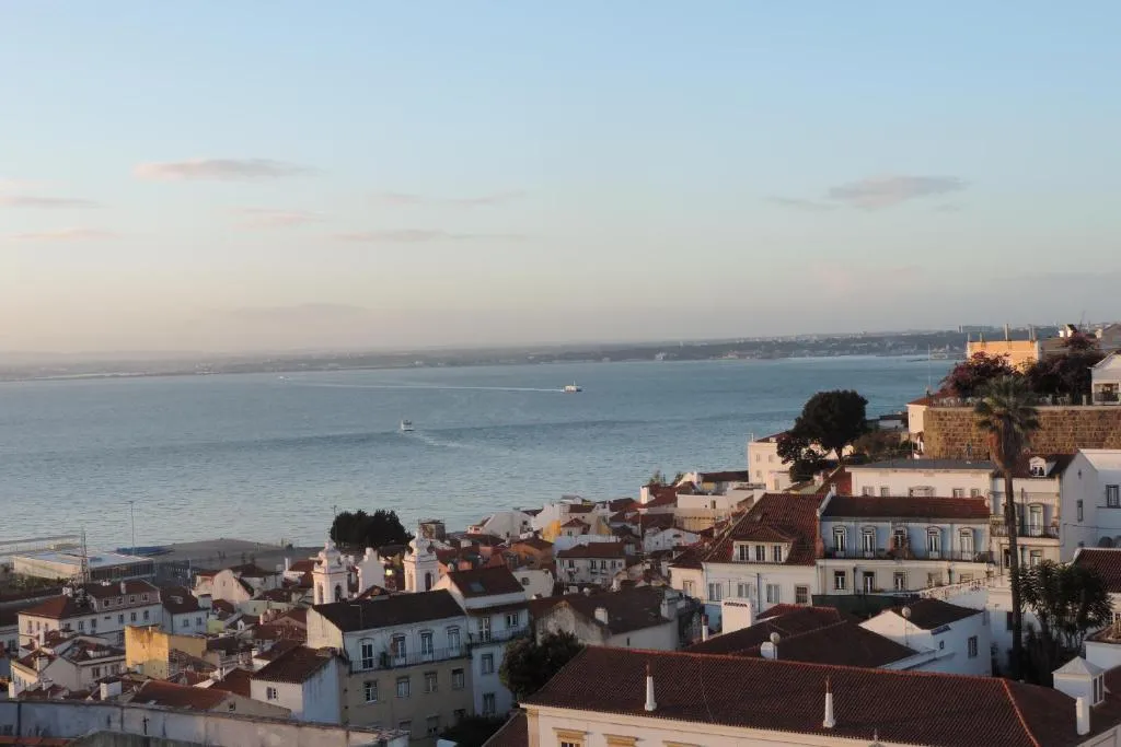 Lisboa Luminosa, Amadora, Portugal