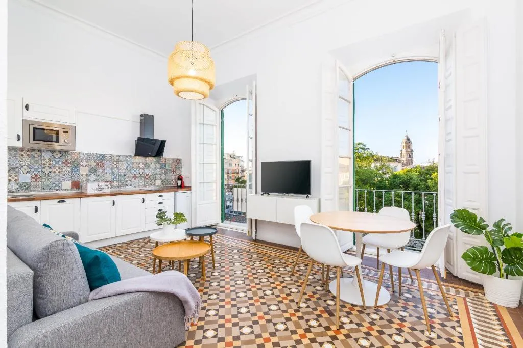 Suite Homes Plaza de la Merced, Malaga, Spain
