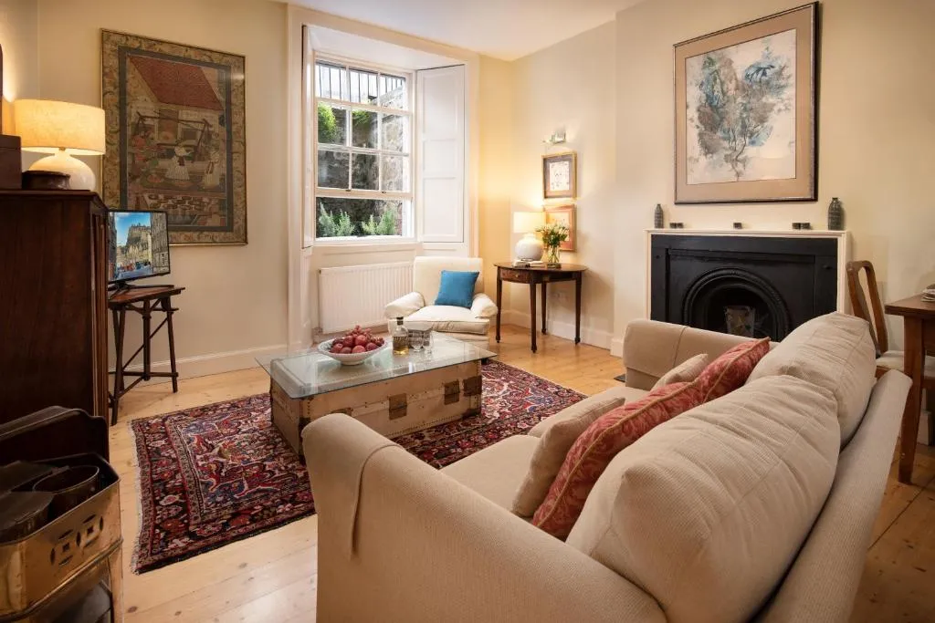 Number 10 in The New Town, Edinburgh, United Kingdom