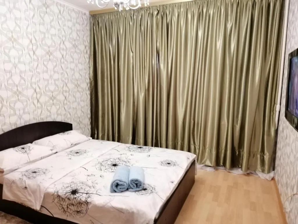 Патриарха Скрипника 7,ЖД вокзал, Ультрамарин, Kiev, Ukraine