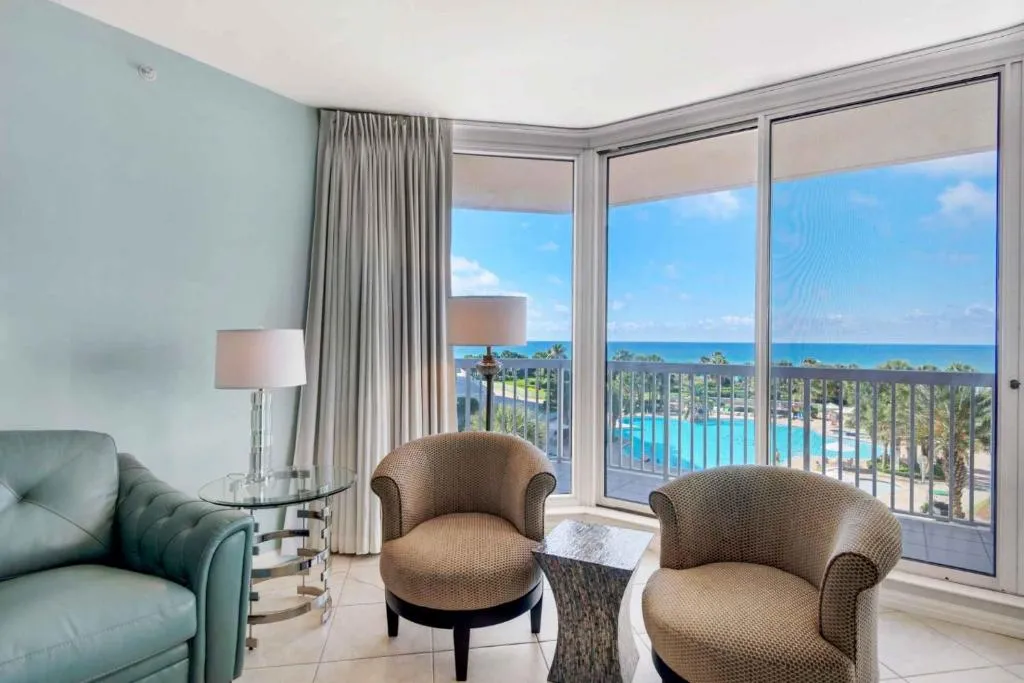 Silver Shells-St. Croix #405, Destin (FL), United States