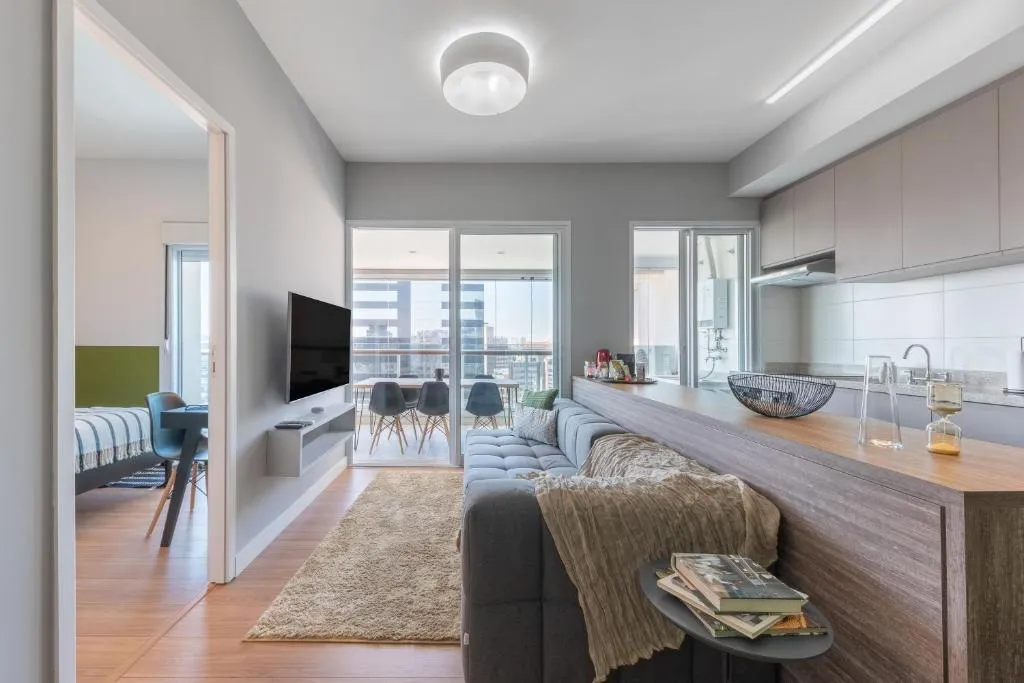Apartamento completo com sacada e vaga, Vila Olímpia, Sao Paulo, Brazil