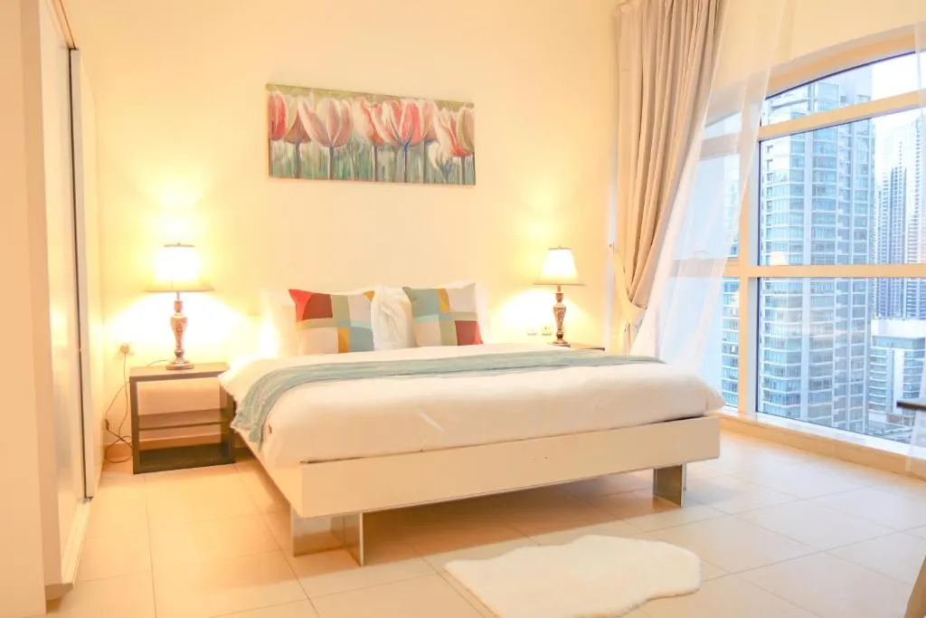 Signature Holiday Homes - Furnished 3BHK Duplex in Yacht Bay, Dubai Marina, Alantos, United Arab Emirates
