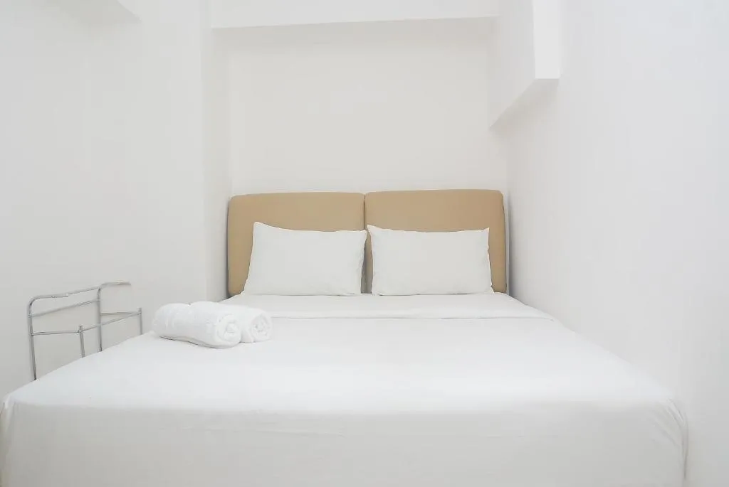 Minimalist and Stylish 1BR Bassura City Apartment By Travelio, Jakarta, Indonezia