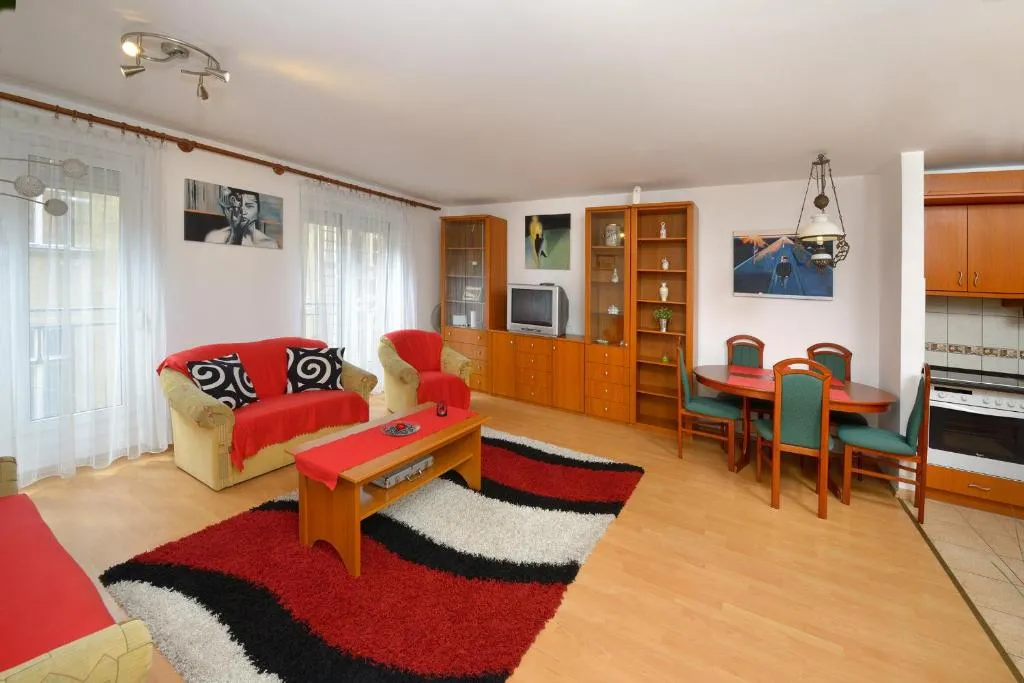 ORANGEHOMES one bedroom apartment Erkel street, Budapest, Hungary