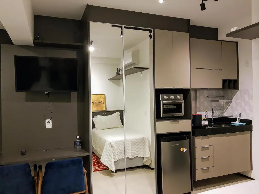 Studio acongegante na vila Mariana, Sao Paulo, Brazilia