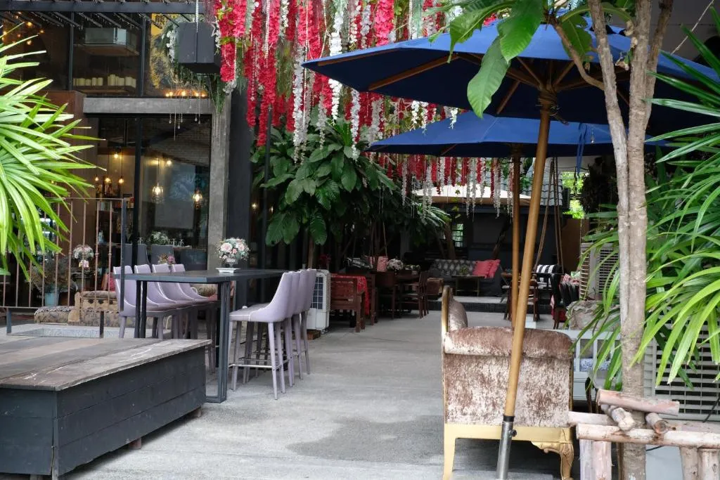 Little Lodge, Bangkok, Thailanda