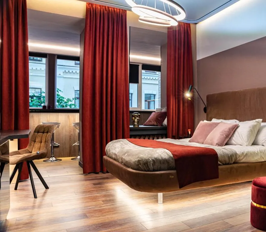 Luxury Upscale Apartments On Maydan, Kiev, Ukraine