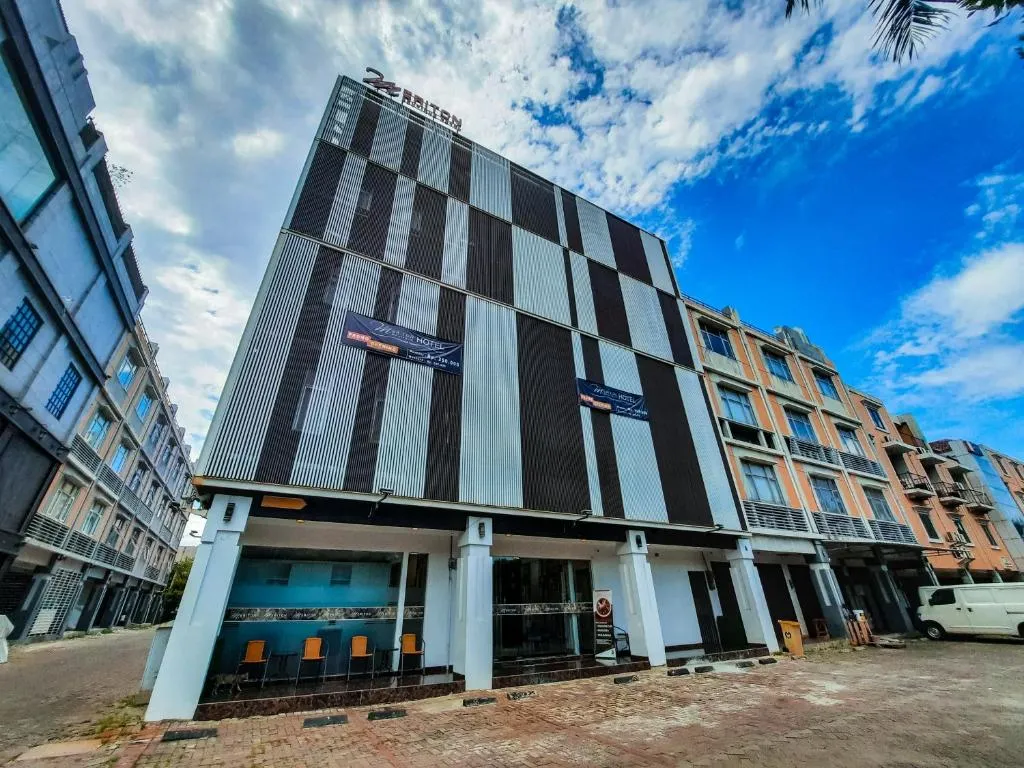 MERITON BOUTIQUE HOTEL KEMAYORAN, Jakarta, Indonesia