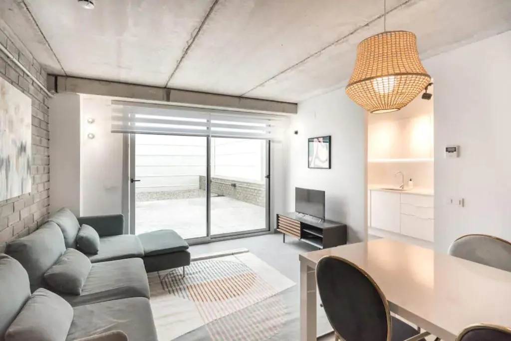Bright and Modern 2 Bedroom Apartment with Terrace, Barcelona, Spain