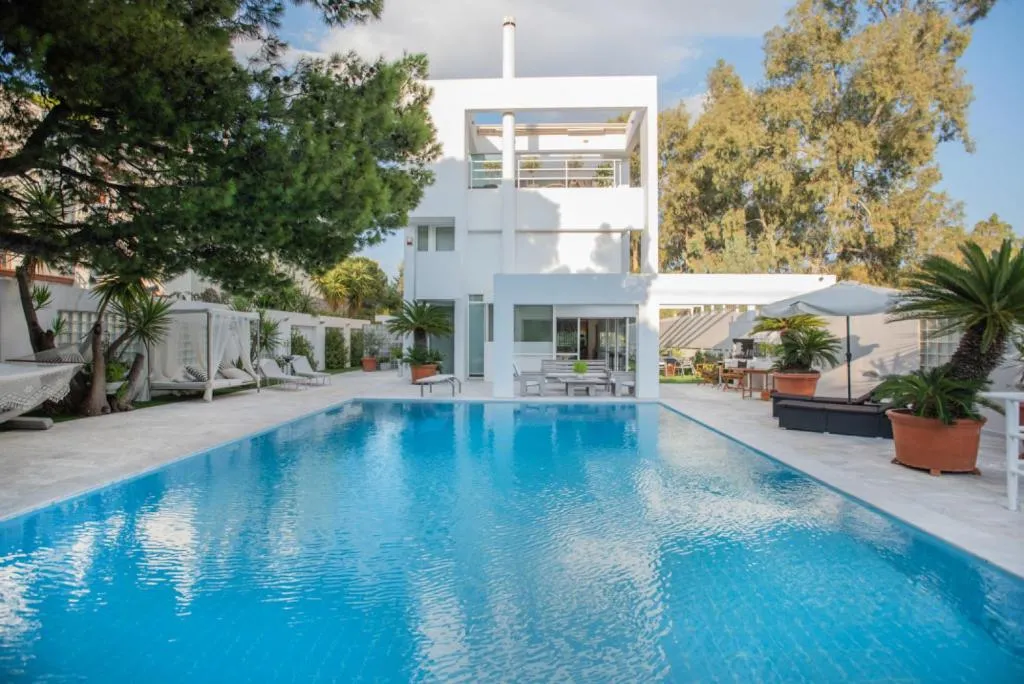 Perfect Athenian Villa, Atena, Grecia