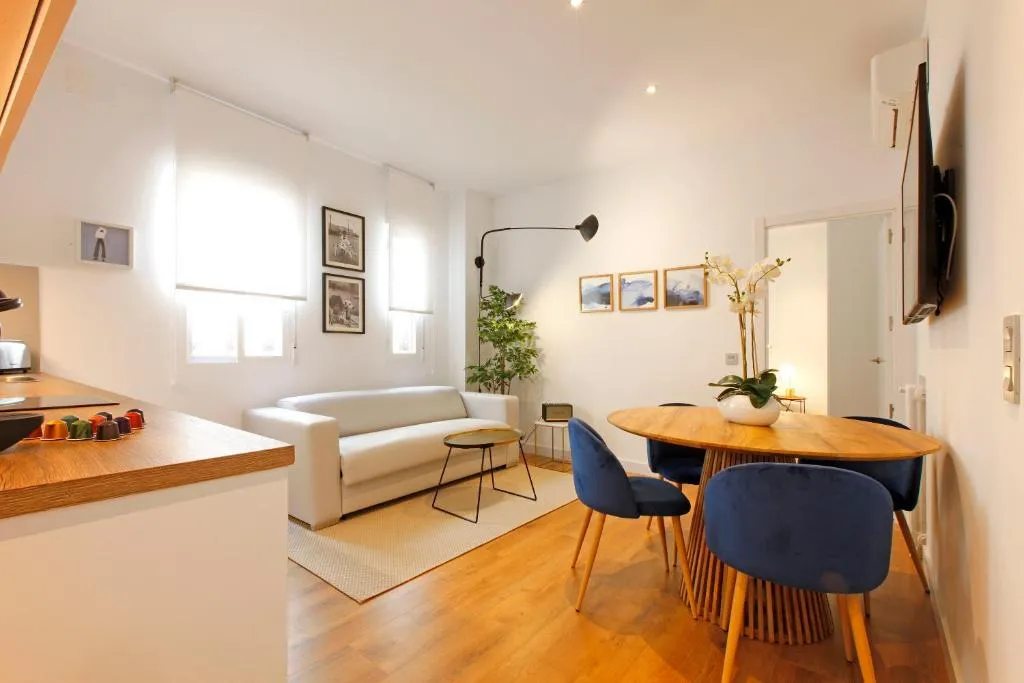 Chueca Chic by Madflats Collection, Madrid, Spania