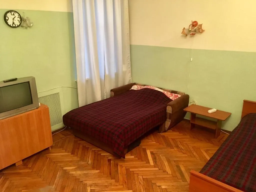 Гостевые комнаты, Kudrovo, Russia