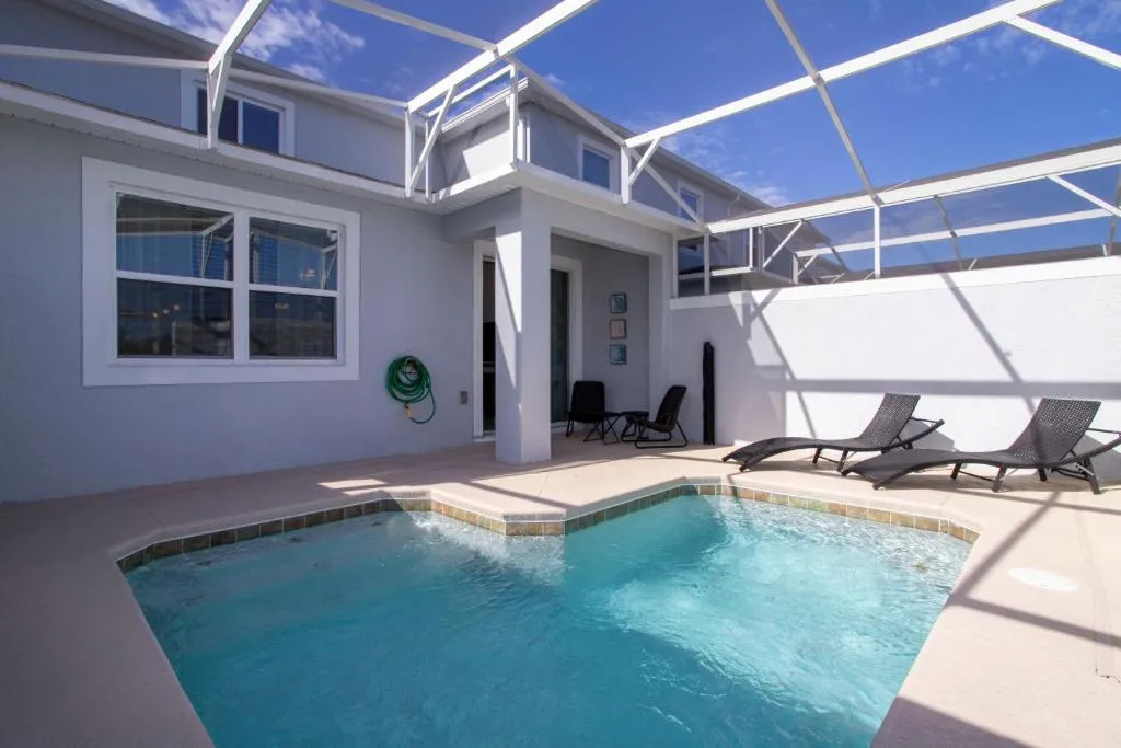 Stunning 5 Bedroom w/ Pool Close to Disney 8939 @ChampionsGateResort, Kissimmee, Statele Unite ale Americii