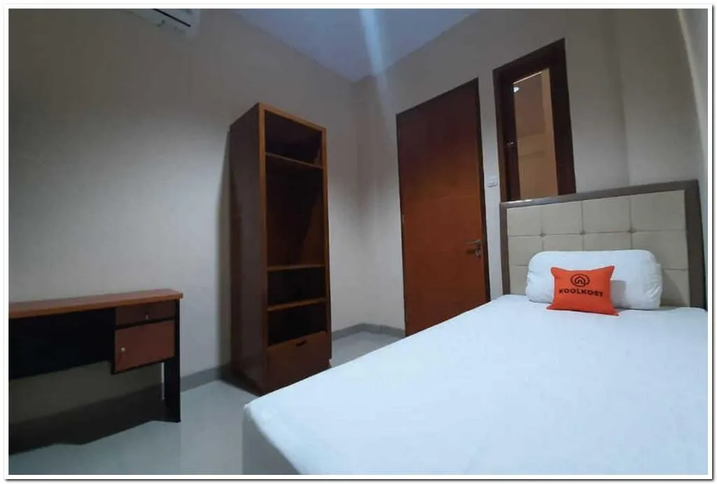 KoolKost @ Johar Baru Utara (Minimum Stay 6 Nights), Jakarta, Indonesia