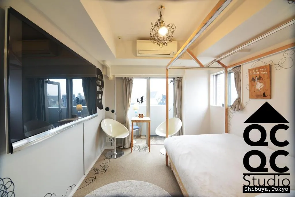 QCQC STUDIO shibuya 812, Tokyo, Japonia