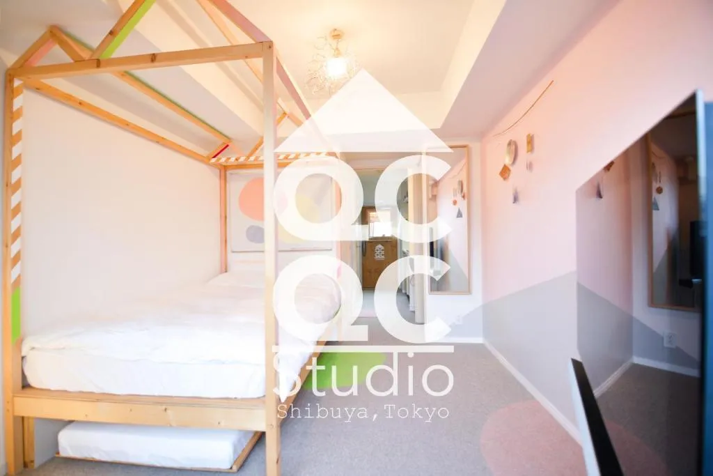 QCQC STUDIO shibuya 809, Tokyo, Japonia