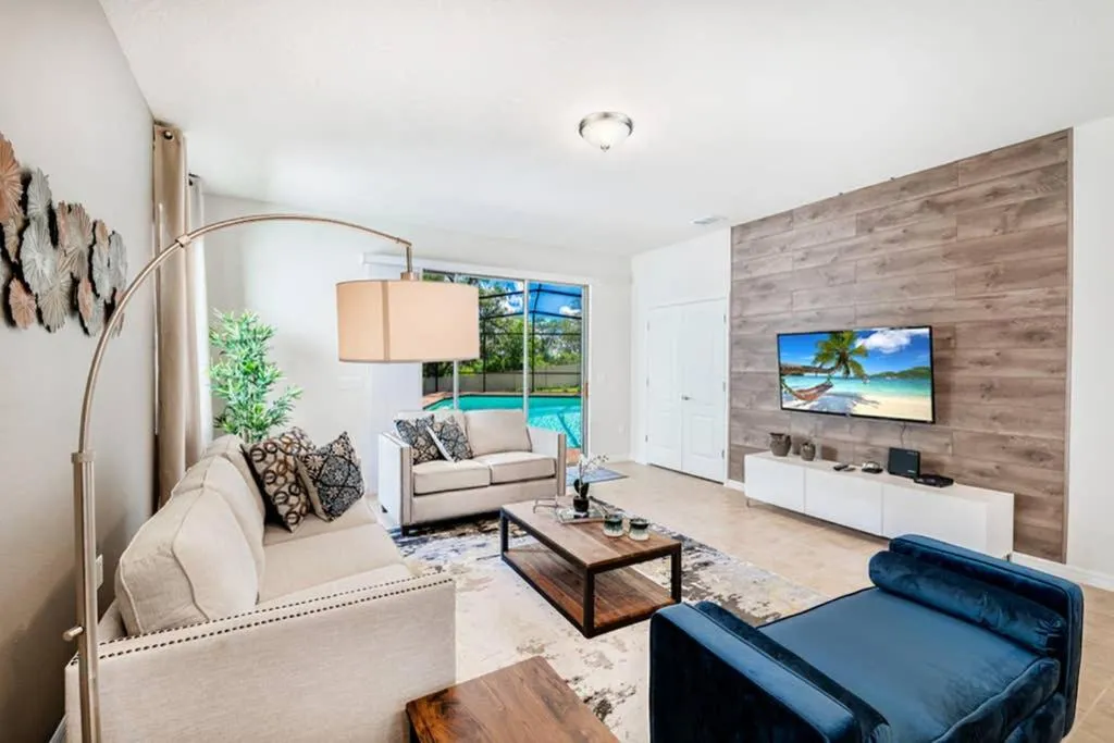 Stunning 6 Bedrooms house at Windsor, Kissimmee, United States