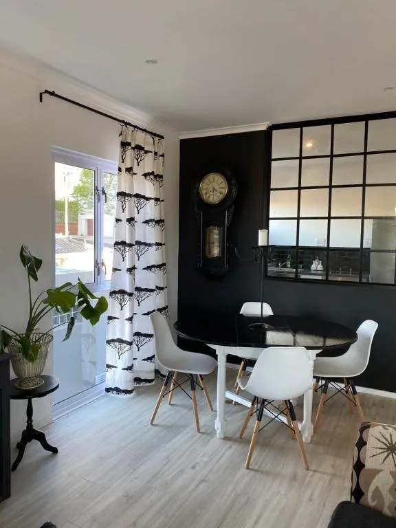 Trendy apartment with view, Cape Town, South Africa