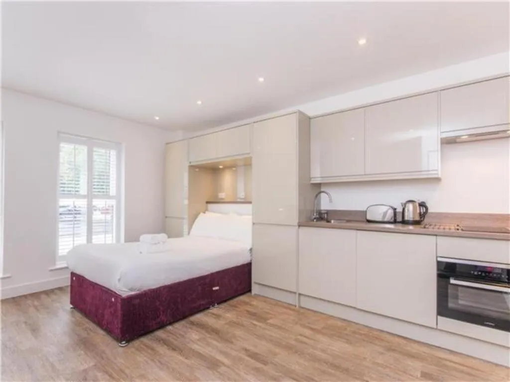 Cosy Comfortable & Clean Apartment, Southampton, Marea Britanie